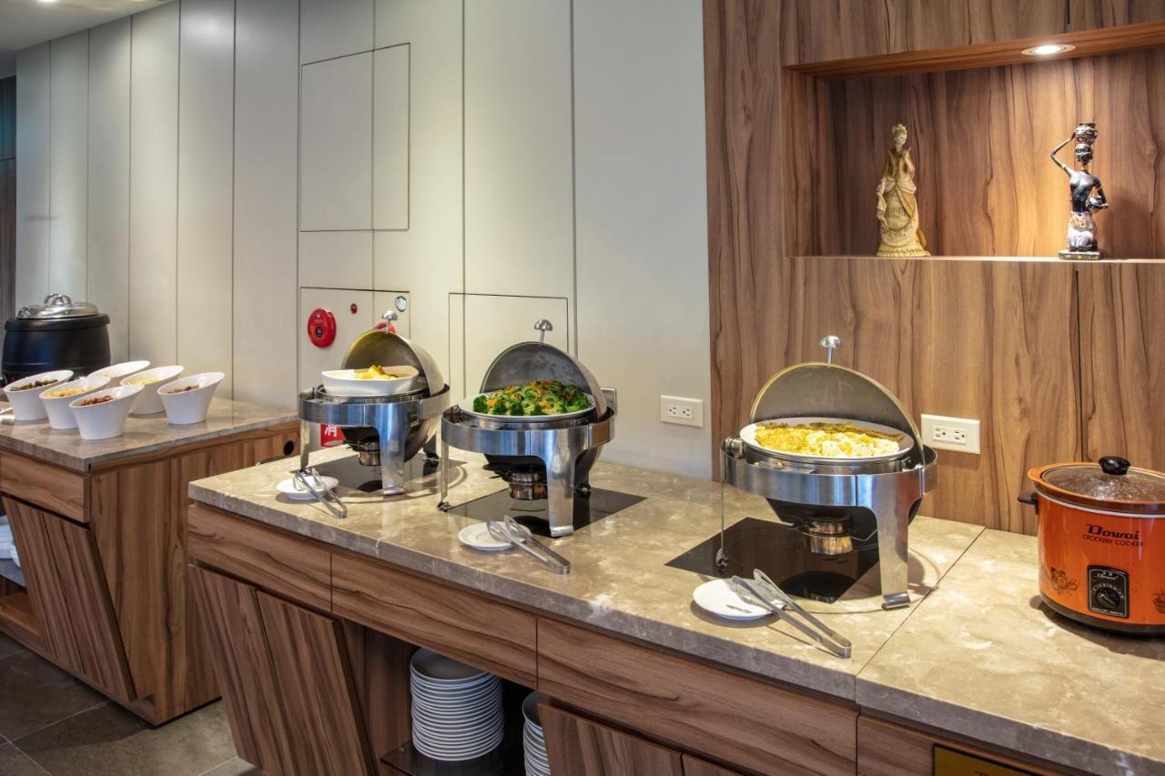 טאיפיי 雲富大飯店 Hotel Cloud-Zhongshan מראה חיצוני תמונה