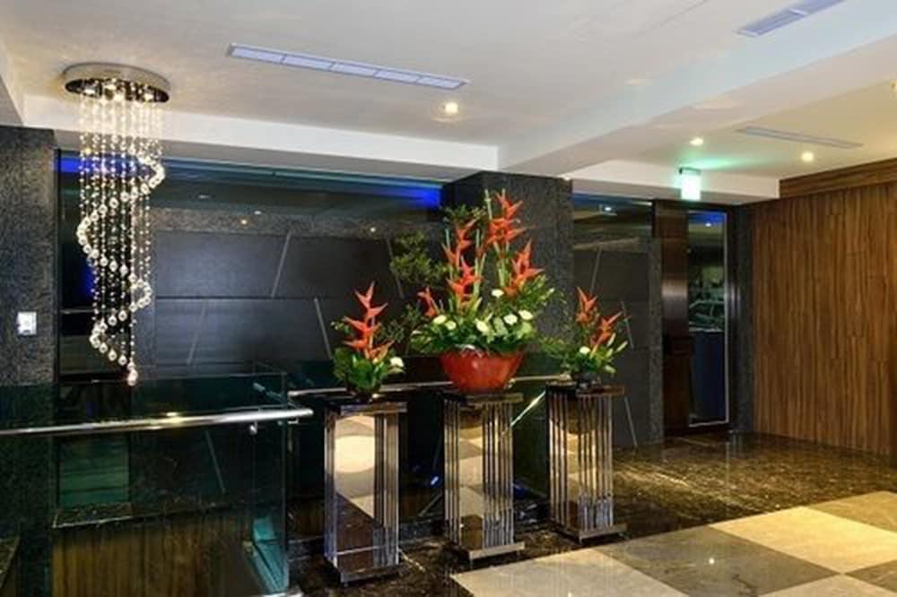 טאיפיי 雲富大飯店 Hotel Cloud-Zhongshan מראה חיצוני תמונה