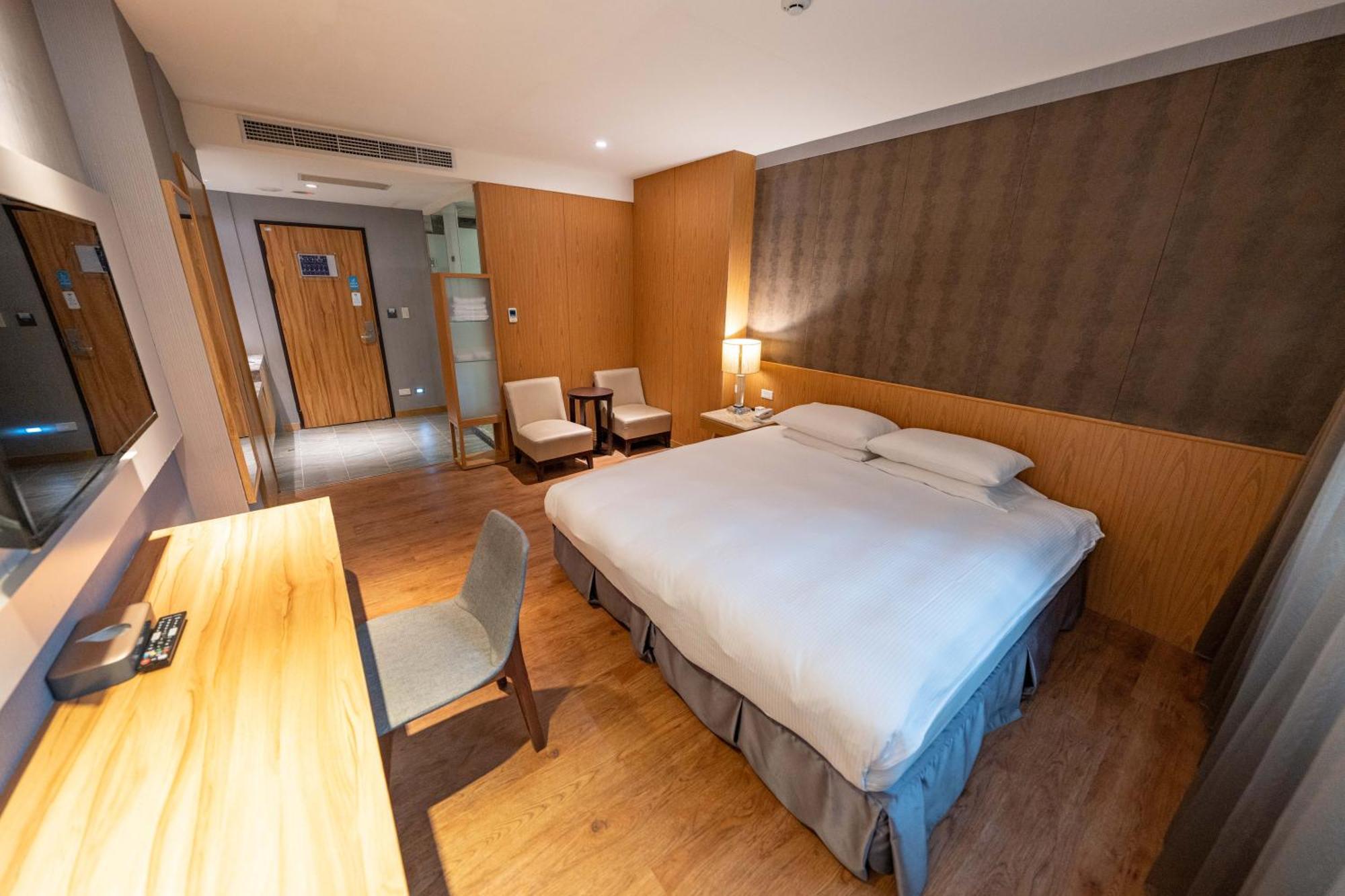 טאיפיי 雲富大飯店 Hotel Cloud-Zhongshan מראה חיצוני תמונה