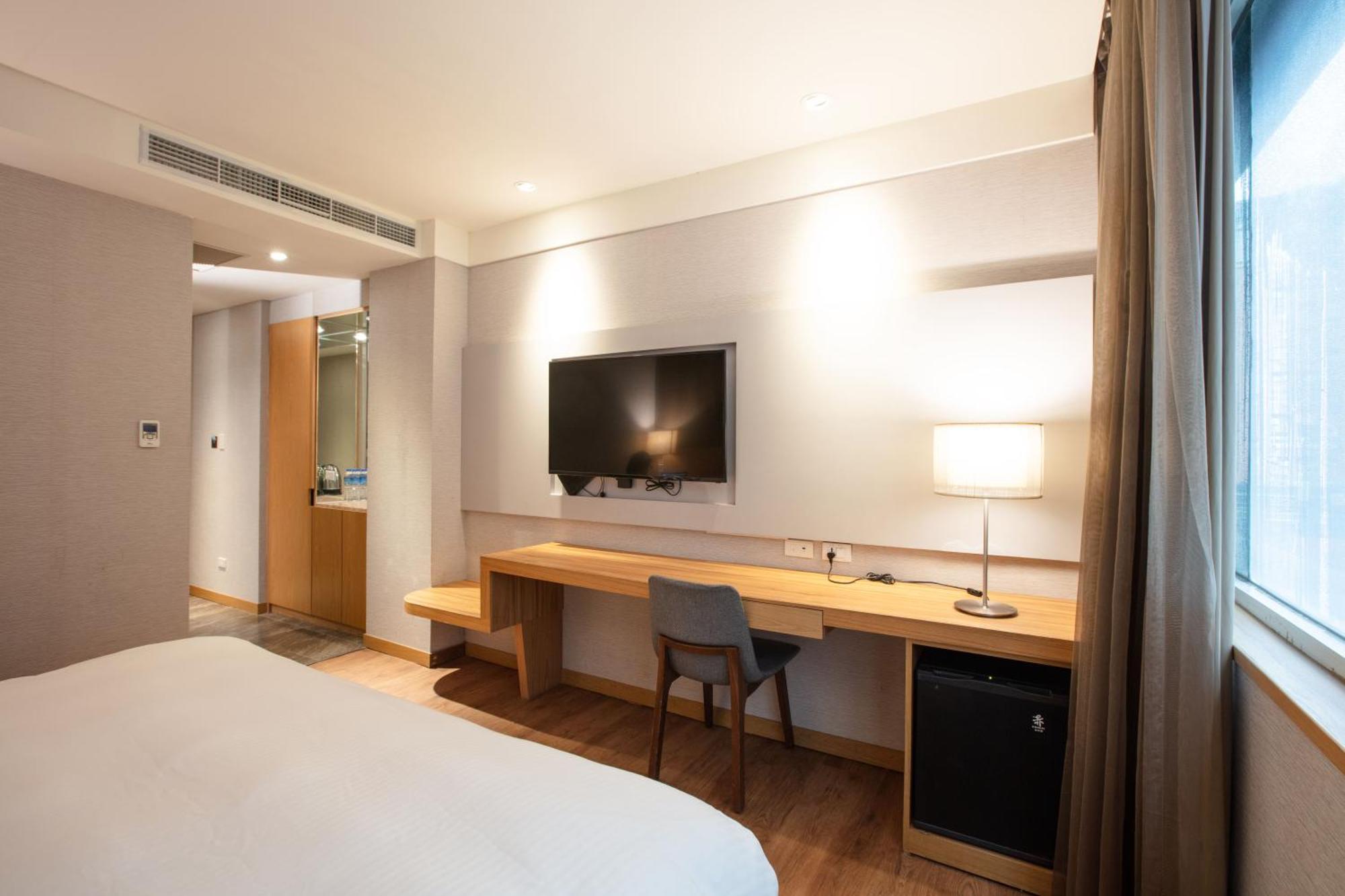 טאיפיי 雲富大飯店 Hotel Cloud-Zhongshan מראה חיצוני תמונה